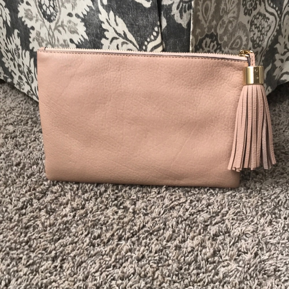 GILI leather pouchette with tassel zip brand new